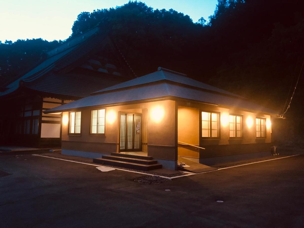 Ryutakuzenji 宿坊 Takasaki Eksteriør billede